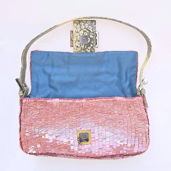 *SOLD**Fendi Baguette Sequins with Beaded Detail Vintage - Picture 8 of 14